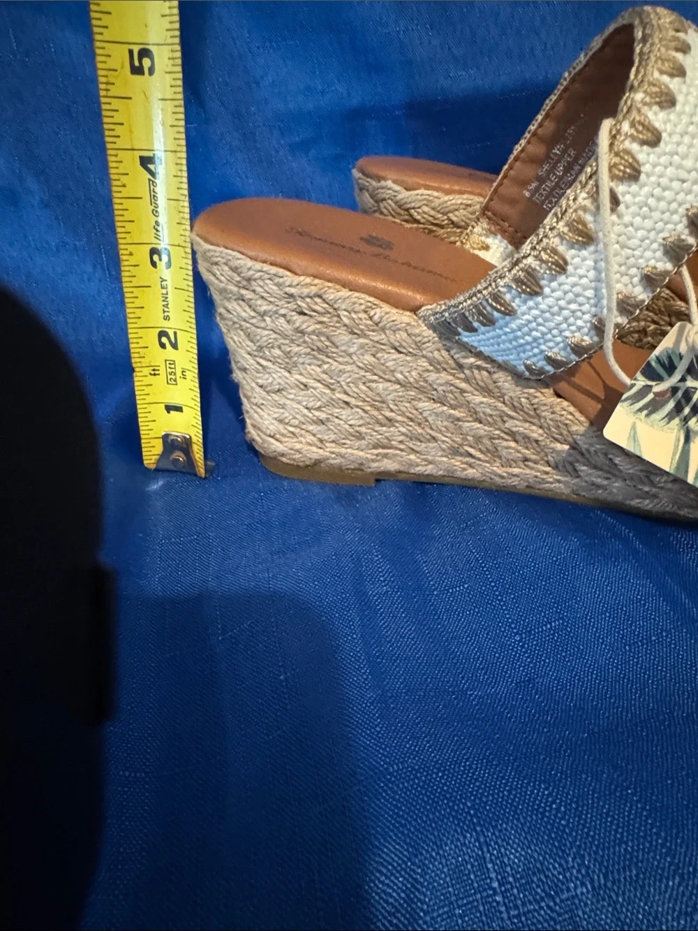 Tommy Bahama nwt tommy